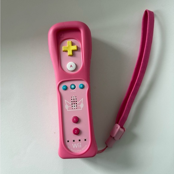 Nintendo Wii U Remote Controller Plus Super Mario PEACH - Picture 1 of 4